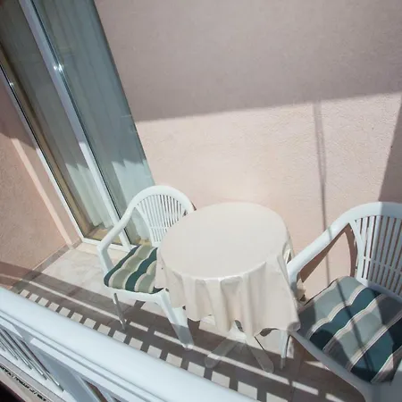 Apartman Antonio * Makarska