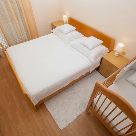 Apartman Antonio * Makarska